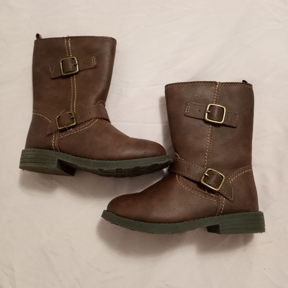 Brown boots